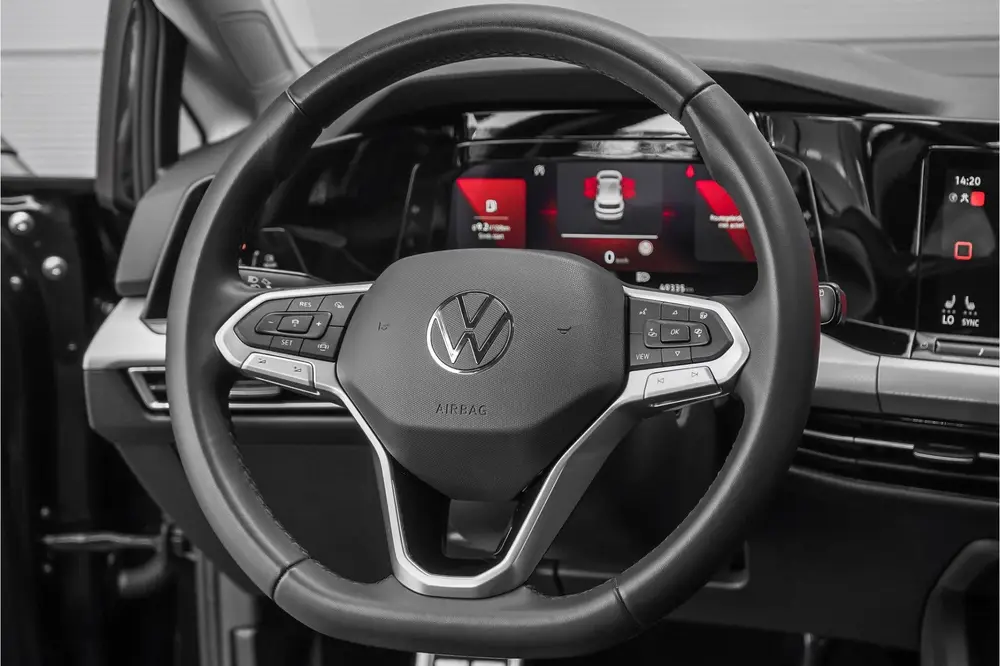 Volkswagen Golf 1.5 eTSI Move Style Pack ACC Camera 18" uit 2023, foto 19