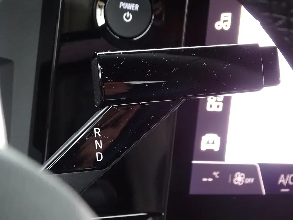 Nissan Micra EVOLVE 52 kWh uit 2026, foto 18