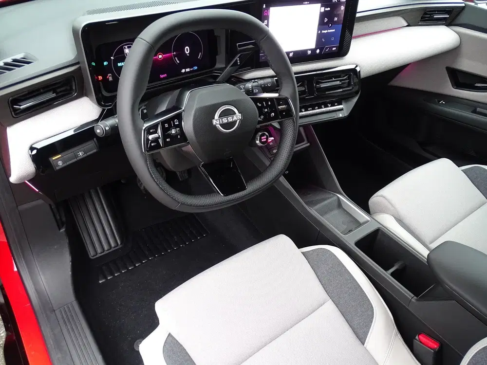 Nissan Micra EVOLVE 52 kWh uit 2026, foto 2