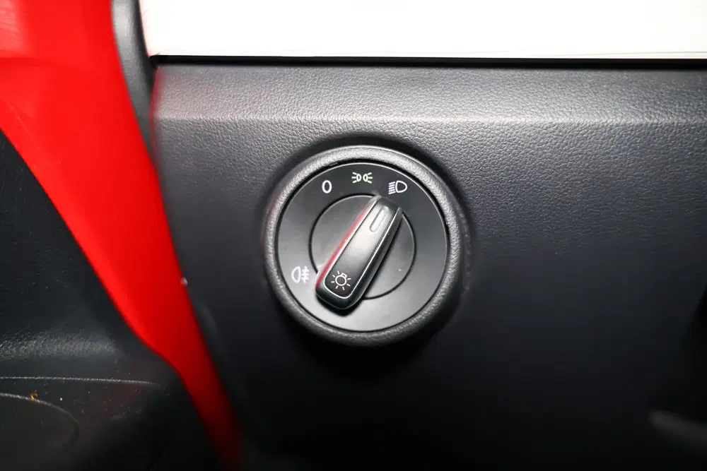 SEAT Mii CLIMATRONIC 52000 k SOH 90.4 % DAB BLU uit 2021, foto 13