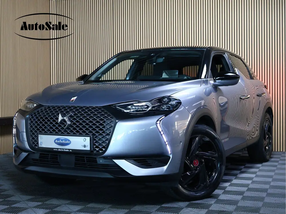DS Automobiles 3 Crossback DS Ds 3 Crossback E-Tense PERFORMANCE AVM VIRTUAL NAVI HEADU uit 2020