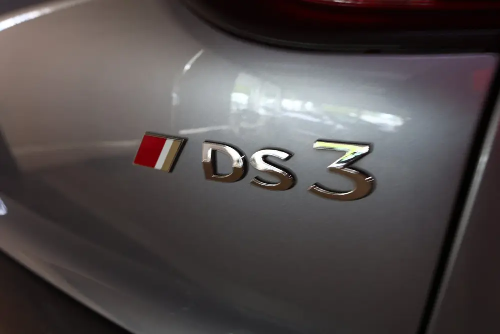 DS Automobiles 3 Crossback DS Ds 3 Crossback E-Tense PERFORMANCE AVM VIRTUAL NAVI HEADU uit 2020, foto 14