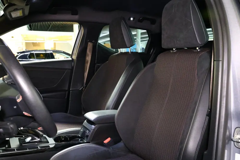 DS Automobiles 3 Crossback DS Ds 3 Crossback E-Tense PERFORMANCE AVM VIRTUAL NAVI HEADU uit 2020, foto 18