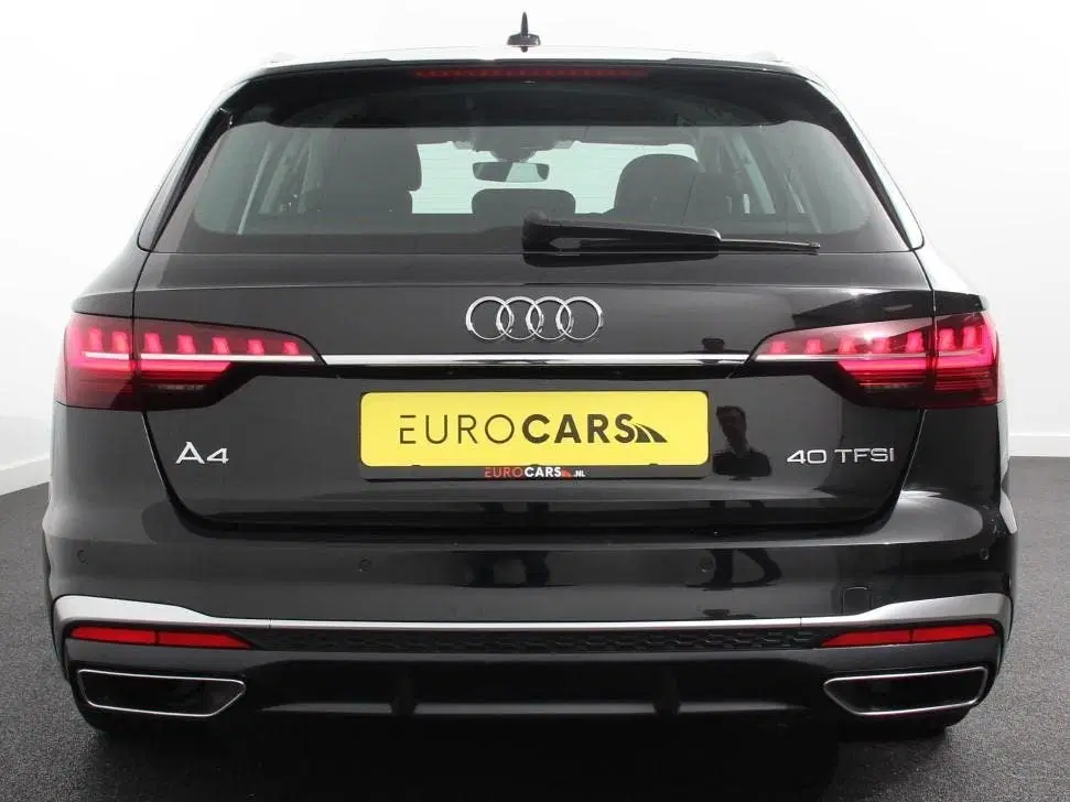 Audi A4 40 TFSI 205pk Automaat S Line Plus Navigat uit 2023, foto 5