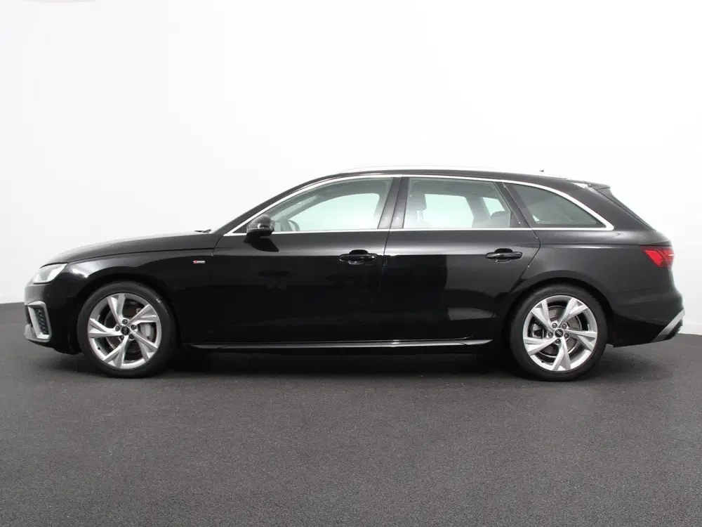 Audi A4 40 TFSI 205pk Automaat S Line Plus Navigat uit 2023, foto 7