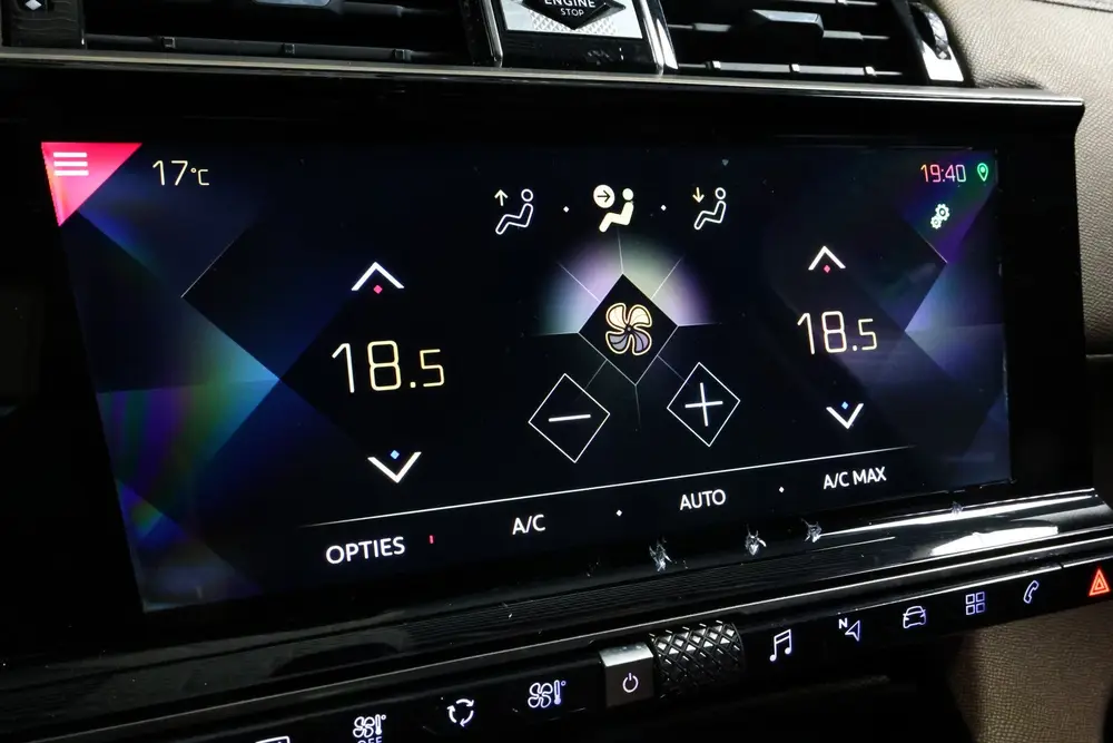 DS Automobiles 7 Crossback DS 7 Crossback 1.6 PureTech Be Chic AVM AUTOM NAVI CLIMA CAR uit 2020, foto 18