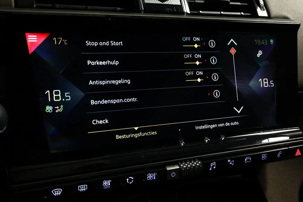 DS Automobiles 7 Crossback DS 7 Crossback 1.6 PureTech Be Chic AVM AUTOM NAVI CLIMA CAR uit 2020, foto 20
