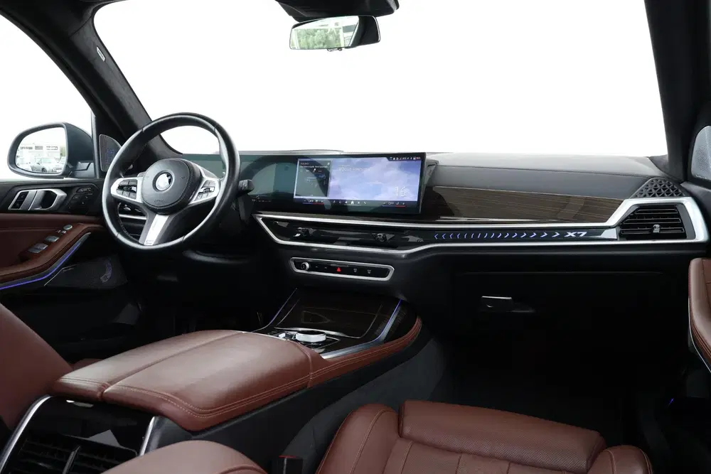 BMW X7 xDrive40i uit 2023, foto 10