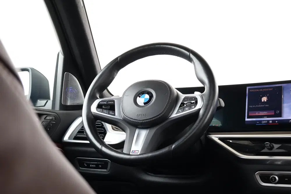 BMW X7 xDrive40i uit 2023, foto 13