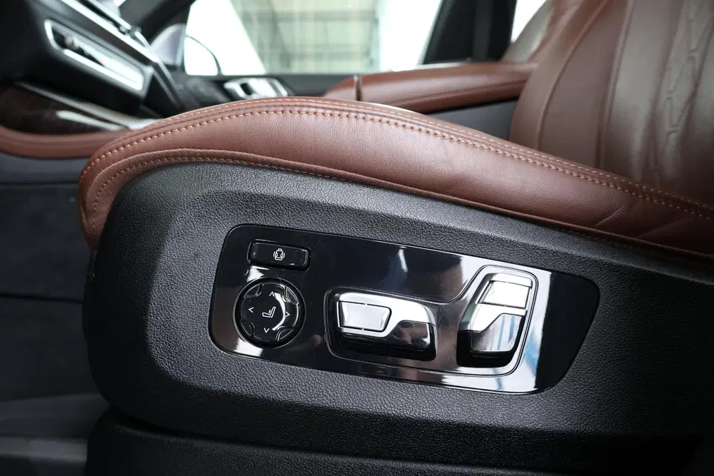 BMW X7 xDrive40i uit 2023, foto 20