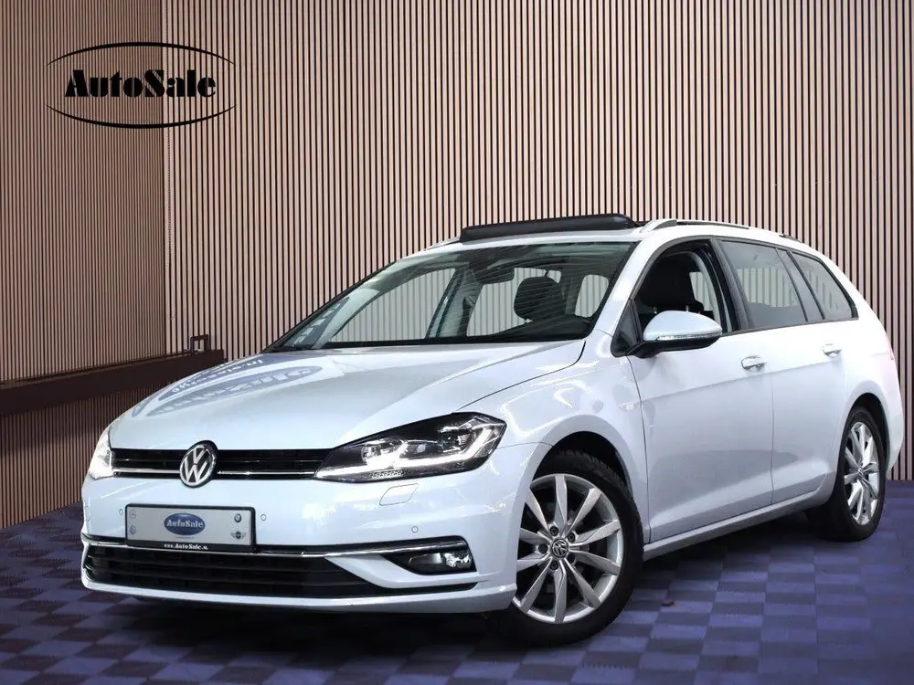 Volkswagen Golf Variant 1.5 TSI DSG Highline PANO VIRTUAL CA uit 2019