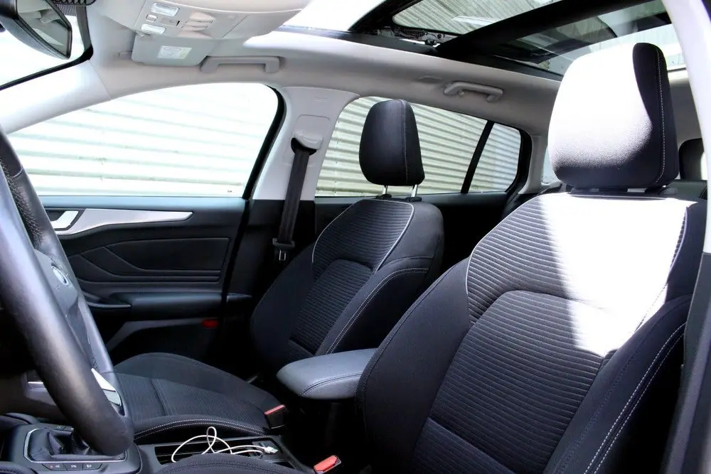 Ford Focus 1.5 EcoBoost 44000 km Titanium PANO B&O C uit 2019, foto 12