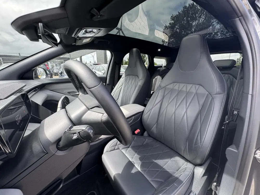 Ford Explorer Premium Extended Range RWD 77 kWh 286pk uit 2025, foto 12