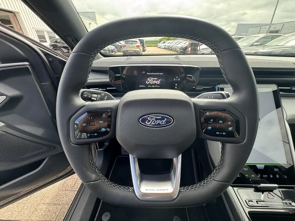 Ford Explorer Premium Extended Range RWD 77 kWh 286pk uit 2025, foto 15