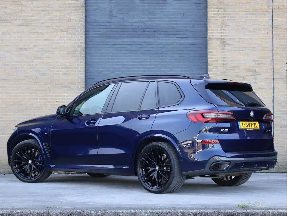 BMW X5 xDrive45e M Sport uit 2021, foto 2