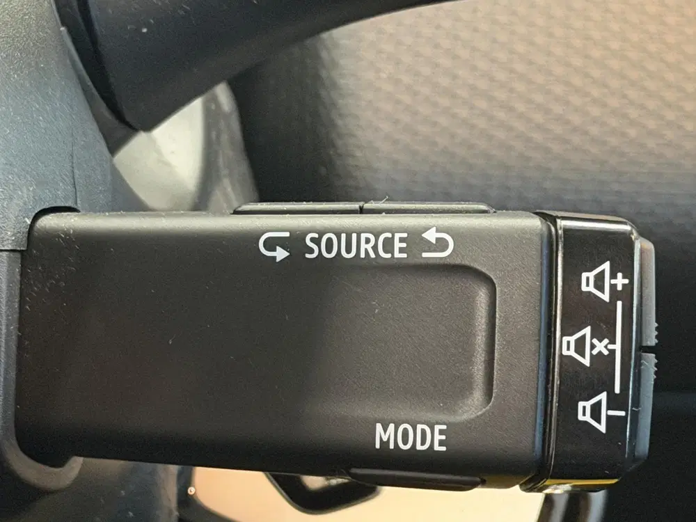 Renault Clio 1.0 TCe 90 Equilibre Airco Navigatie Cruis uit 2023, foto 17