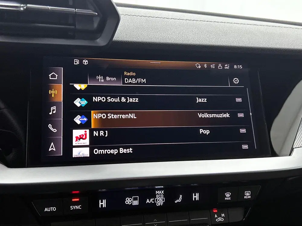 Audi A3 30 TFSI S edition DEMO Navigatie Apple C uit 2023, foto 16