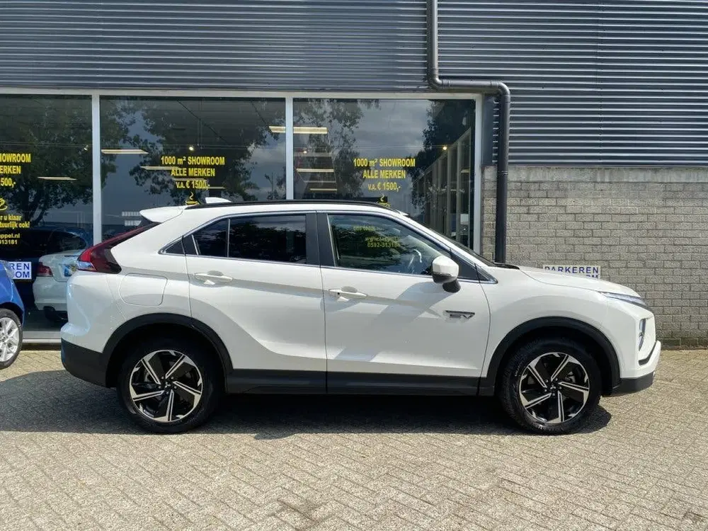 Mitsubishi Eclipse Cross 2.4 PHEV Prestige uit 2022, foto 10
