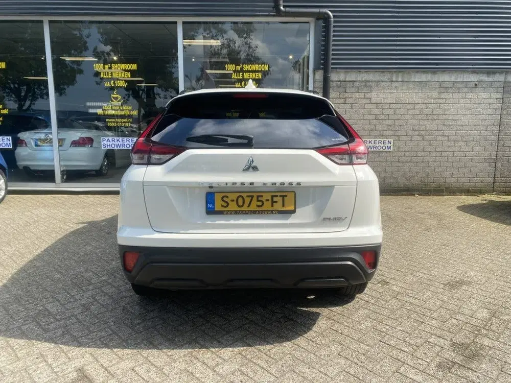 Mitsubishi Eclipse Cross 2.4 PHEV Prestige uit 2022, foto 15