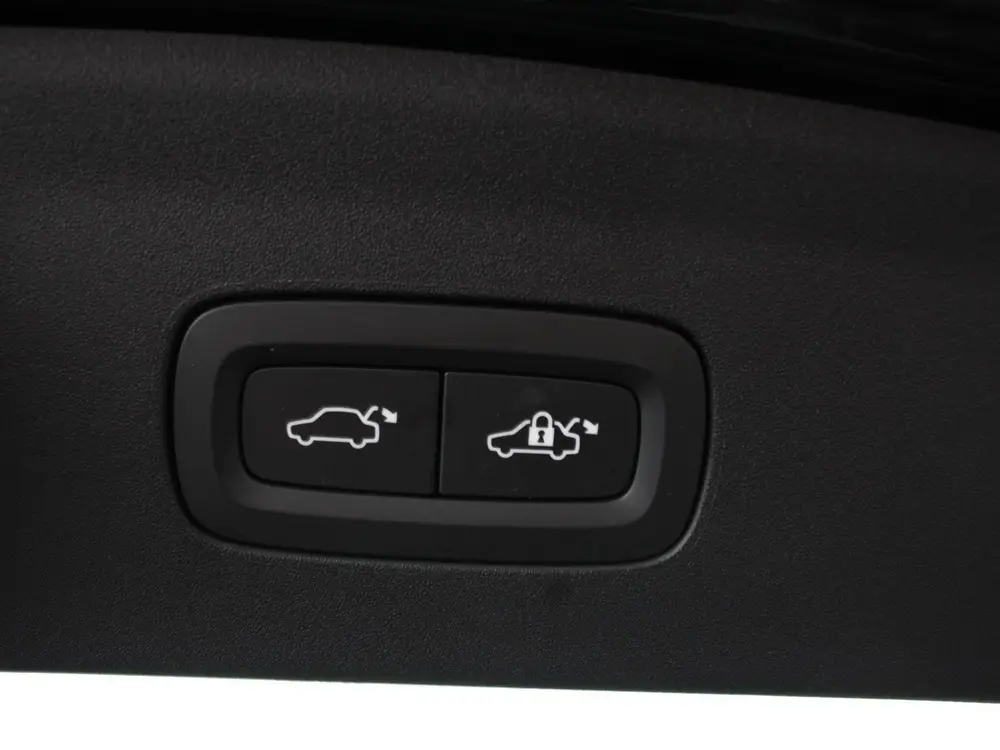Polestar 2 Standard Range Single Motor 69 kWh DEMO 36 uit 2024, foto 16