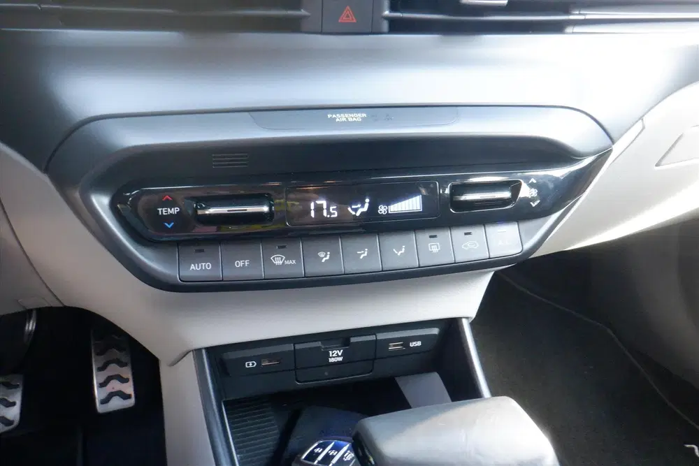 Hyundai BAYON 1.0 T-GDI 48V 100PK 7DCT-CAMERA- Comfort S uit 2023, foto 13