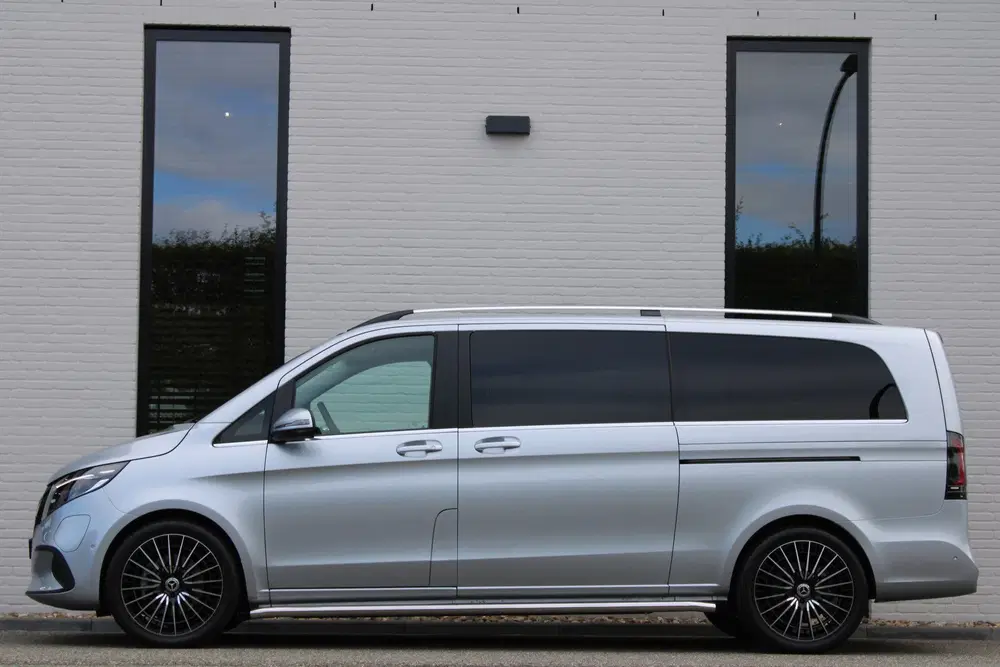 Mercedes-Benz EQV 300 L3 uit 2024, foto 6
