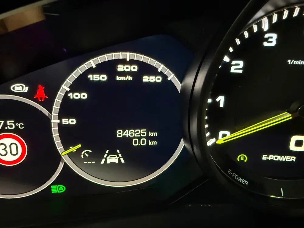 Porsche Cayenne 3.0 E-Hybrid l Bomvol l PDLS l Sport Chrono uit 2020, foto 20