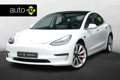 Tesla Model 3 Performance AWD 75 kWh / SoH 87,6% / Panoramad uit 2019