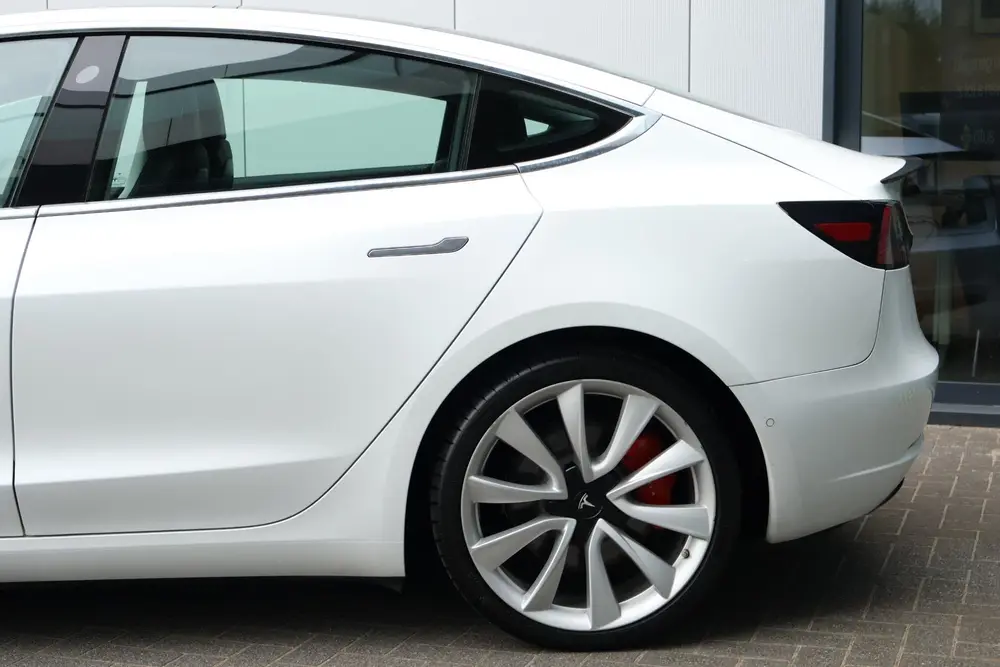 Tesla Model 3 Performance AWD 75 kWh / SoH 87,6% / Panoramad uit 2019, foto 6