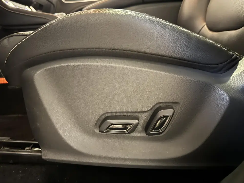 MG ZS EV Luxury 45 kWh | leder | panorama | navi | uit 2020, foto 17