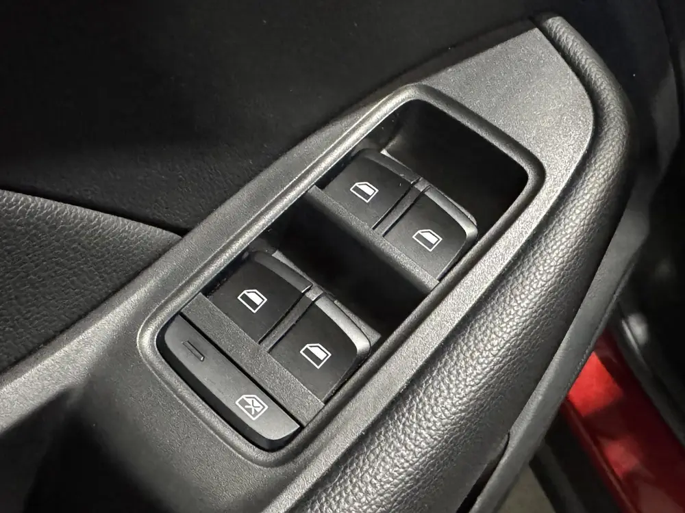MG ZS EV Luxury 45 kWh | leder | panorama | navi | uit 2020, foto 18