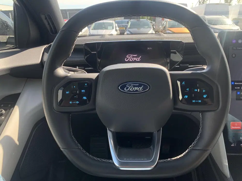 Ford Explorer Premium Extended Range AWD 79 kWh 340pk uit 2025, foto 20