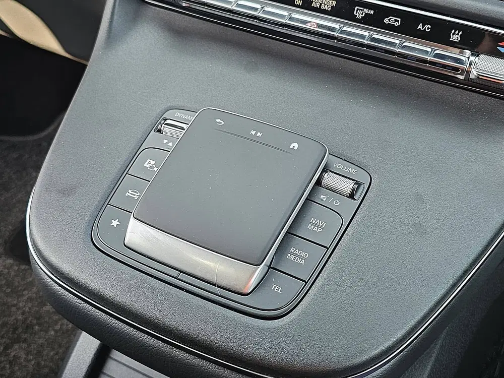 Mercedes-Benz EQV 300 wltp 364 kms 90kwh uit 2024, foto 14