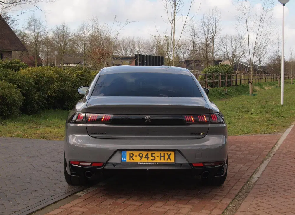 Peugeot 508 1.6 HYbrid Peugeot Sport Engineered uit 2021, foto 10