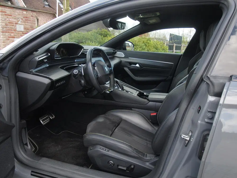 Peugeot 508 1.6 HYbrid Peugeot Sport Engineered uit 2021, foto 4