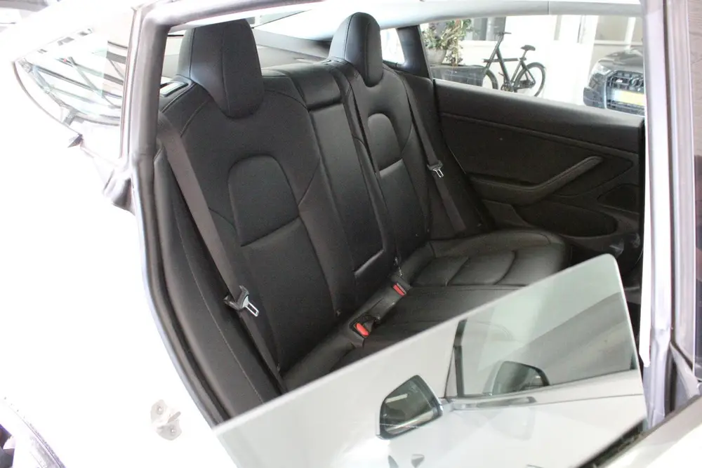 Tesla Model 3 Performance AWD 75 kWh | 463PK | PANO | NL-AUT uit 2019, foto 17