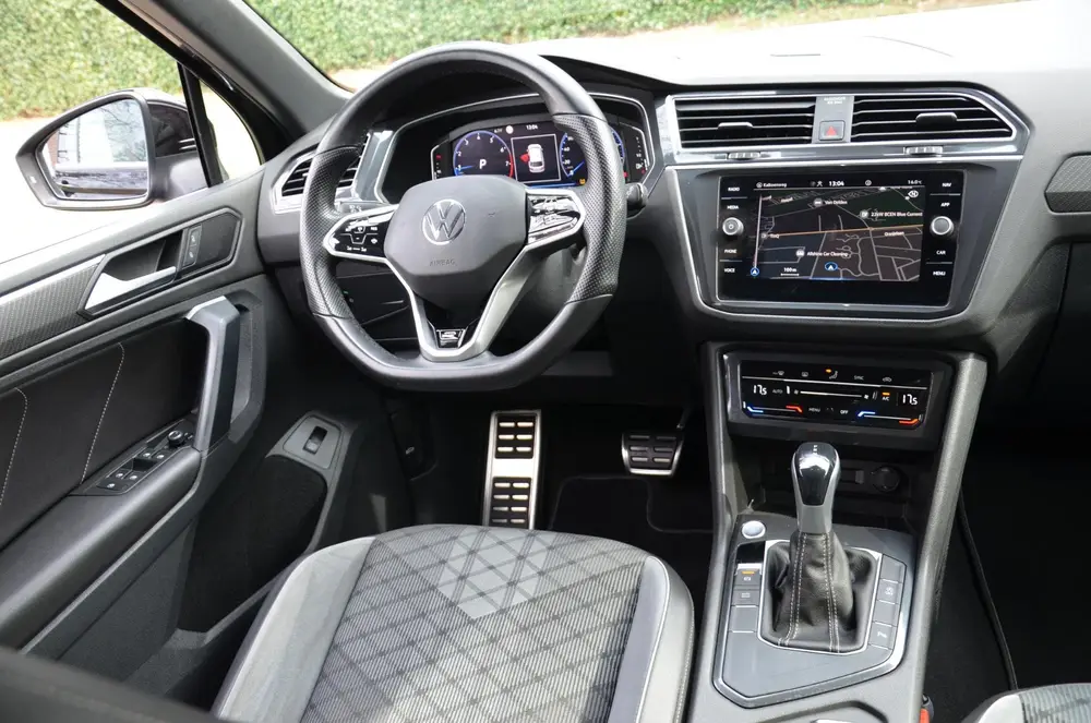 Volkswagen Tiguan 1.5 TSI R-Line Business+ Automaat/Navi/Pdc uit 2021, foto 8