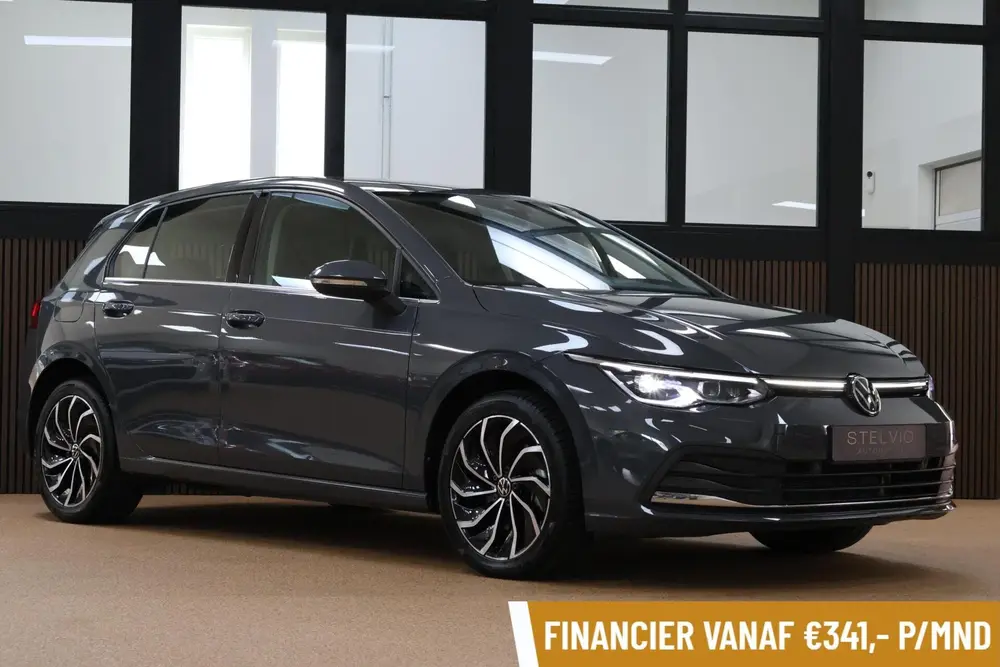 Volkswagen Golf 1.4 eHybrid Style DSG | 204 PK | 10.500 km! uit 2022