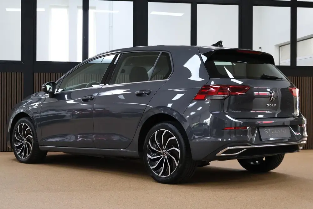Volkswagen Golf 1.4 eHybrid Style DSG | 204 PK | 10.500 km! uit 2022, foto 20
