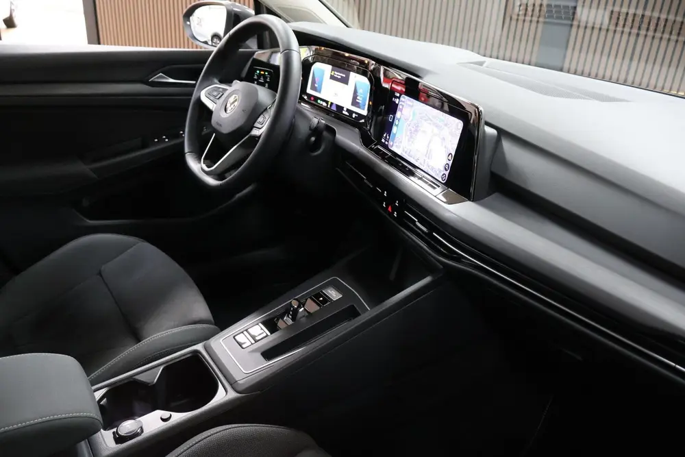 Volkswagen Golf 1.4 eHybrid Style DSG | 204 PK | 10.500 km! uit 2022, foto 3