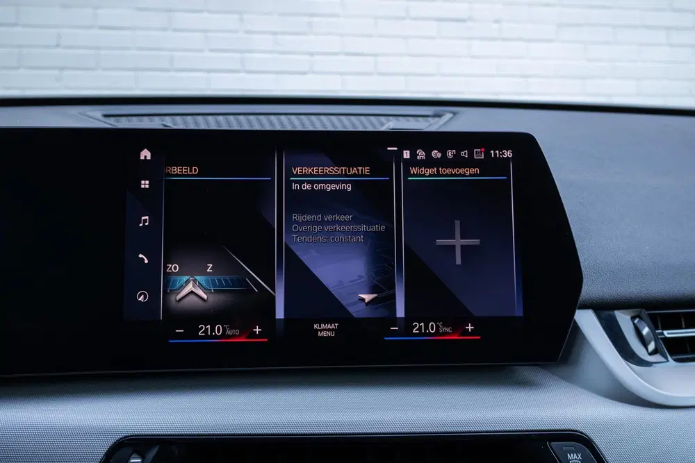 BMW X1 Carplay uit 2023, foto 20