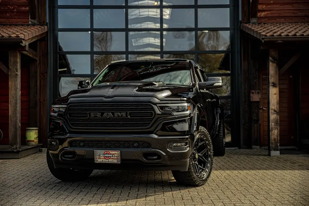 Dodge Ram 1500 5.7 V8 4x4 Crew Cab Limited | LPG | Lucht ver uit 2023