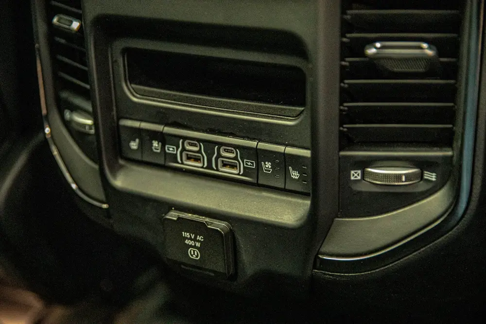Dodge Ram 1500 5.7 V8 4x4 Crew Cab Limited | LPG | Lucht ver uit 2023, foto 11
