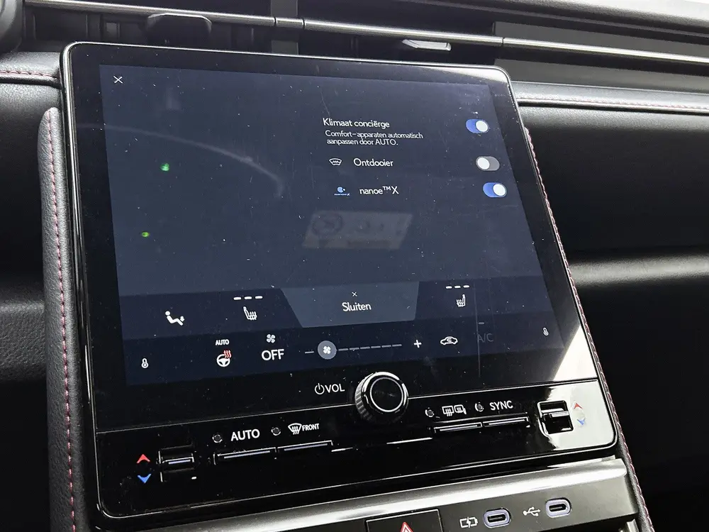 Lexus LBX 1.5 Hybrid Emotion Tech Pack (bj 2025 uit 2025, foto 10