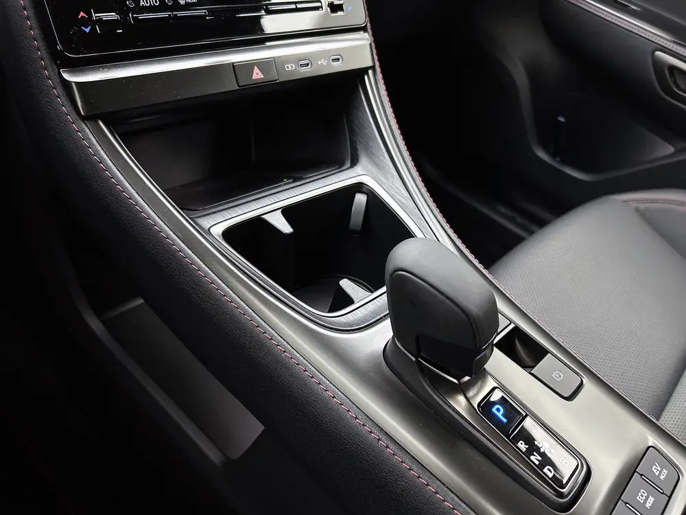 Lexus LBX 1.5 Hybrid Emotion Tech Pack (bj 2025 uit 2025, foto 11