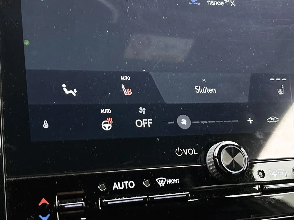 Lexus LBX 1.5 Hybrid Emotion Tech Pack (bj 2025 uit 2025, foto 19