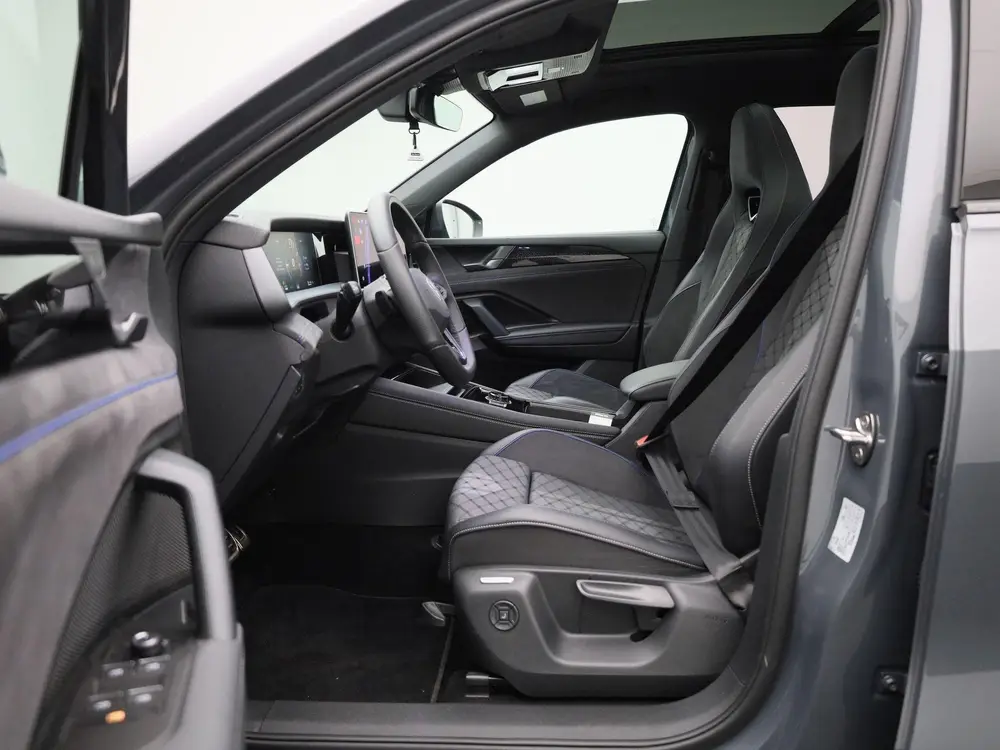 Volkswagen Tayron 1.5 eHybrid R-Line Edition 204 PK| Origine uit 2025, foto 11