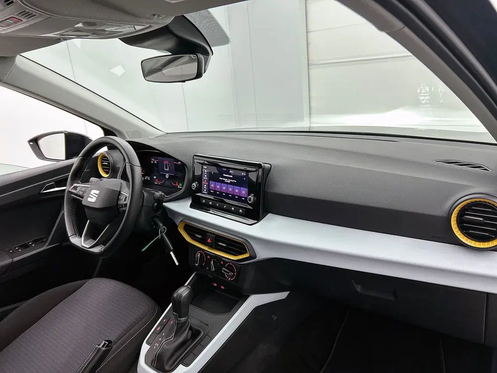 SEAT Arona 1.0 EcoTSI Style Business Connect Automaat uit 2025, foto 13