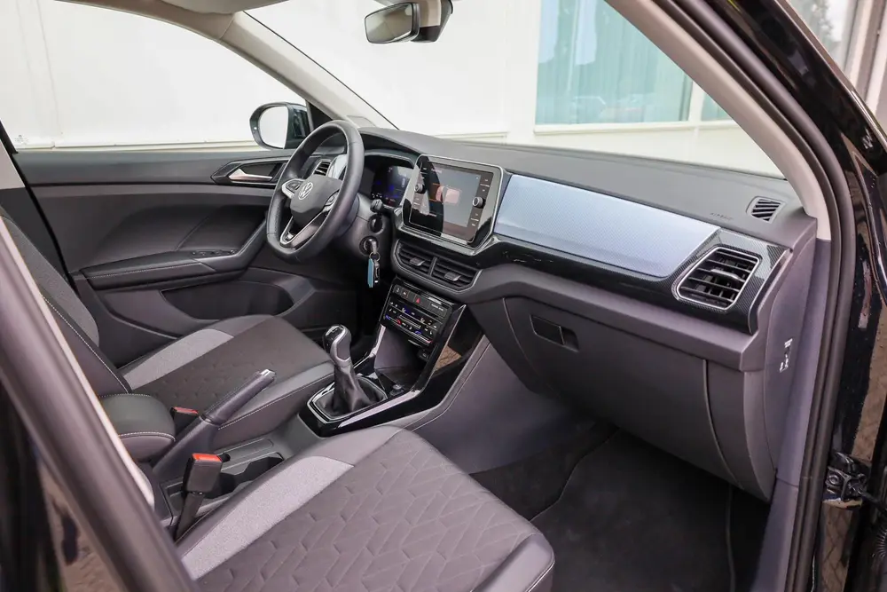 Volkswagen T-Cross 1.0 TSI 95pk Life Edition | Navigatie | A uit 2025, foto 12
