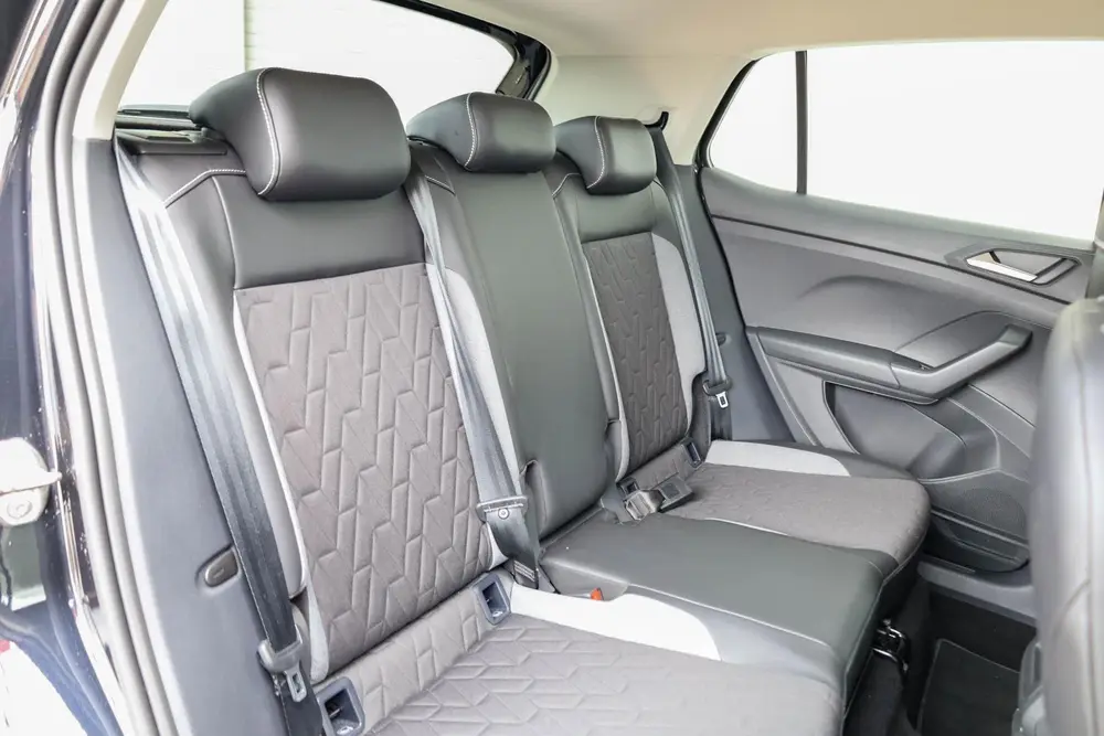 Volkswagen T-Cross 1.0 TSI 95pk Life Edition | Navigatie | A uit 2025, foto 14